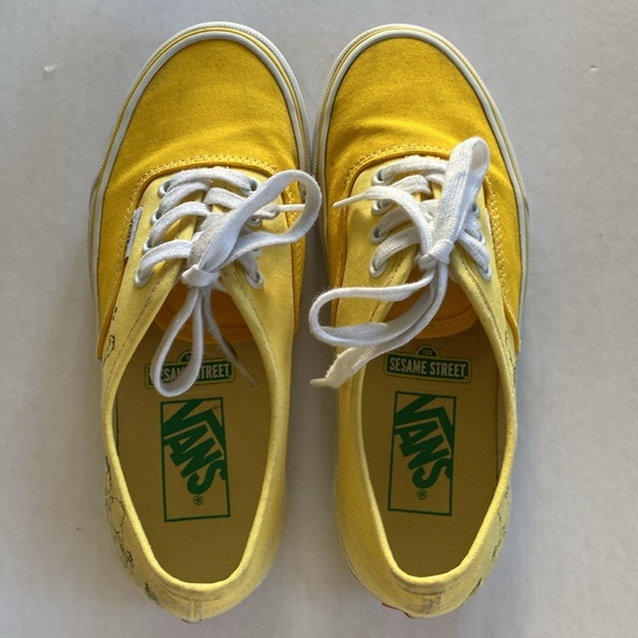 VANS X Sesame Street Yellow Sneakers Women’s Size 6 in good condition. - Picture 5 of 10